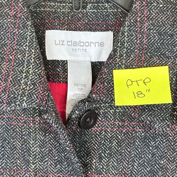 Liz Claiborne Tweed Blazer. Size: 10P - Picture 4 of 6